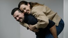 Весела Бабинова и Владимир Зомбори стават двойка и на сцената