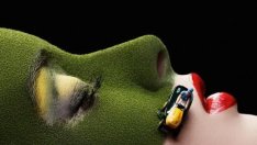 Невероятни пейзажи върху женски лица