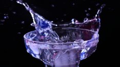 Водка за стегната кожа и коса без пърхот