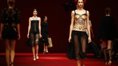 Дантела и страст на фламенко в колекцията на Dolce&Gabbana (галерия)