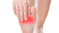 За какви здравословни проблеми подсказват краката ви?