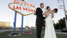 Знаете ли, че...всеки ден около 300 двойки се женят във Вегас?