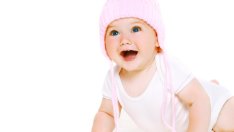 Какво трябва да знаем за бебешкото пълзене?