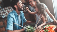 Как да не напълнеете, когато си стоите у дома