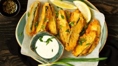 Панирани патладжанени пръчици 