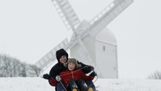 Трябва ли майката да е приятел с детето?