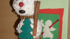 Коледна украса и коледни сувенири – да купим или да изработим сами?