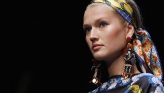 Руж според възрастта и типа кожа