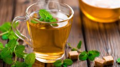 Чайове за детокс след празничното похапване 