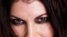 Все повече жени ходят на ... стриптийз