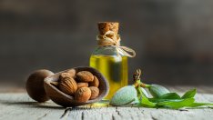 Трикове за нежна кожа, които действат през нощта 