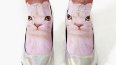 Цветните чорапи – част от пролетния имидж