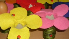 Поставки за яйца от филц – цветни и практични