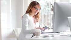 Направете работното си бюро по-здравословно 