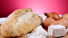Хляб с карамелизиран лук
