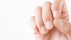 Ноктите ви се разслояват и чупят – какво означава? 