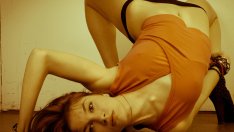 Изящни бедра, стегнати ръце и малко усилие