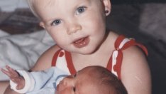 Как да подготвим детето за идването на новороденото в семейството?