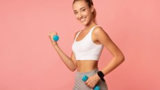 Лесни упражнения против увисване на кожата на ръцете 