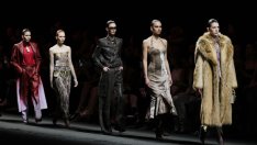 Животински принт и ръждиви цветове от Roberto Cavalli за есен/зима 2025/2026 (+Снимки)