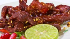 Храни, които ви карат да изглеждате по-уморени