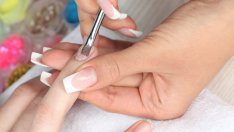 Как да премахнете жълтите петна по ноктите