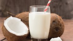 Кокосова вода или кокосово мляко?