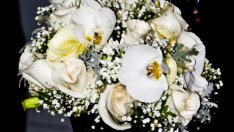 От какви цветя да бъде сватбеният букет?