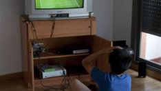 Детето прекалява с телевизора – има начин да решите проблема