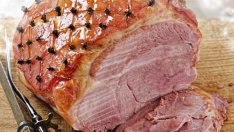 Карамелизирано медено свинско за Великден 