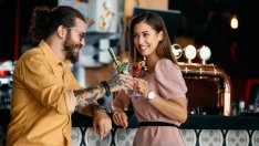 5 причини защо хората флиртуват