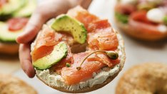 3 идеи за бърза вечеря, която ще ви помогне да стопите мазнинките от корема