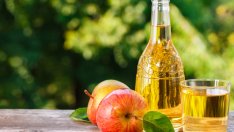 Ползите от ябълковия оцет в грижата за красотата 