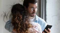 Типове личности, които са по-склонни да изневерят