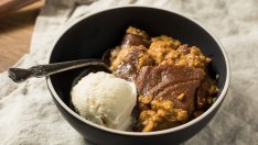 Пудинг с кроасани и шоколад