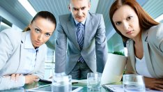 С какво дразните колегите си?