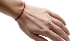 Поверия за червения конец и курбана