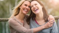 Знаци, че бавно, но сигурно започвате да приличате на майка си