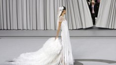Тегне ли проклятие върху сватбените рокли на Карл Лагерфелд?