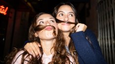 Защо близка приятелка изведнъж спира комуникация с вас?