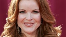 Маска с боровинки и грозде прави кожата по-млада