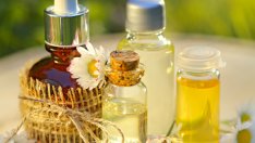 Комбинация от етерични масла и зехтин за силна коса