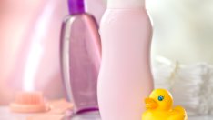 Алтернативни употреби на бебешкия шампоан 