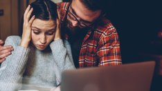 Видове поведения, които отблъскват партньора ви и околните