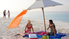 С хладилна чанта на плажа 