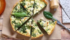 Баница със спанак, пармезан и фета сирене