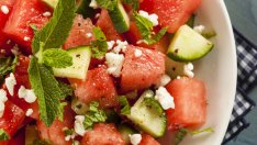 Свежа салата с диня 