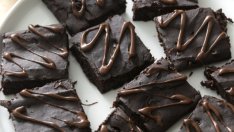 Шоколадов фъдж с авокадо