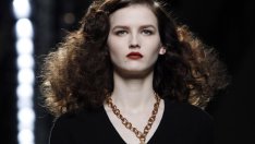 Секси с повече обем в косите