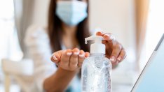 Алтернативни употреби на дезинфектанта за ръце 